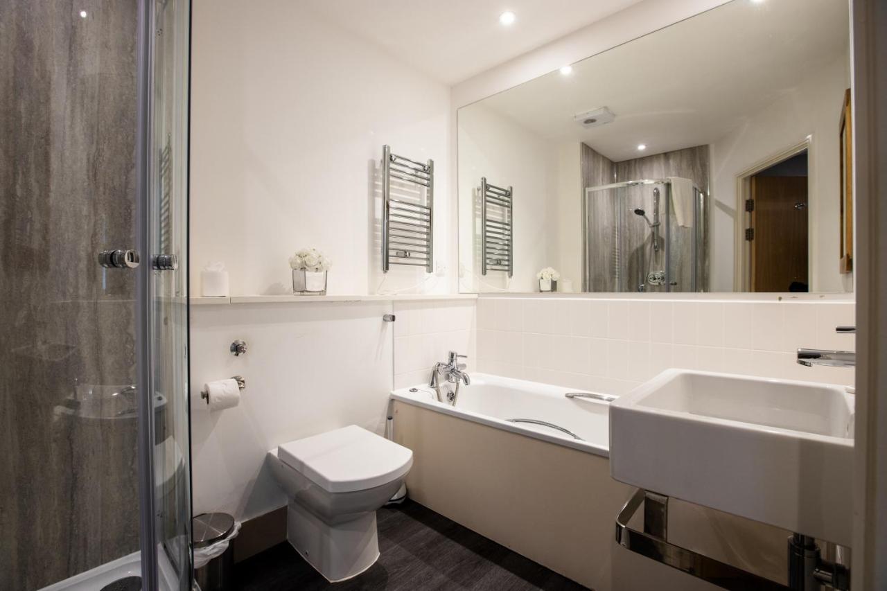Urban Living'S - The Wren Beautiful City Centre Apartment With Parking Оксфорд Екстериор снимка